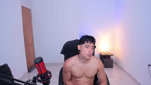 saenz_hotx online show from October 10, 3:22 pm