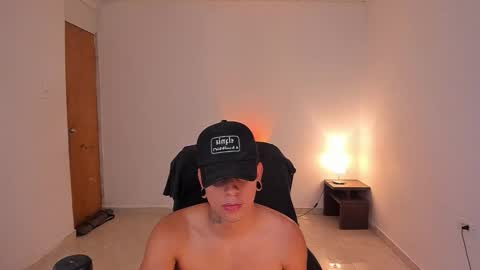 saenz_hotx online show from October 28, 1:31 am