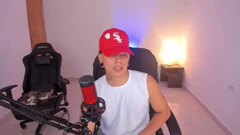 saenz_hotx online show from November 15, 9:11 pm