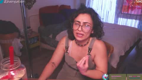 Safa online show from February 18, 9:11 pm