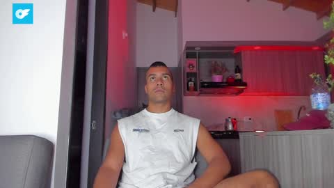 Snapshot of sag_1998 chatting on January 15, 2:06 am Sag online show from January 15, 2:06 am