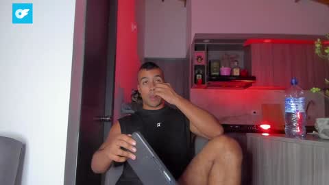 Snapshot of sag_1998 chatting on February 2, 5:53 am Sag online show from February 2, 5:53 am