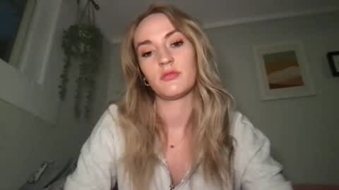 Jessica Sage online show from December 21, 9:36 pm