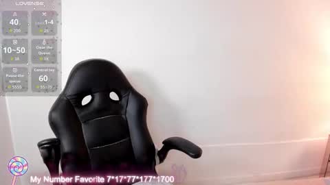 Snapshot of sagitariuus_girll chatting on November 21, 6:23 am Sagitarius Girl online show from November 21, 6:23 am