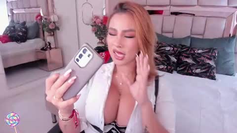 Snapshot of sagitariuus_girll chatting on July 12, 1:07 am Sagitarius Girl online show from July 12, 1:07 am