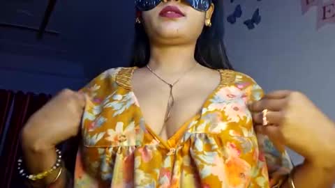 Queen Archana online show from January 8, 10:04 am