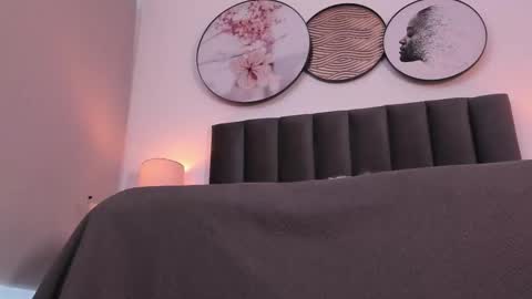 Sahara Garcia online show from November 28, 8:22 pm