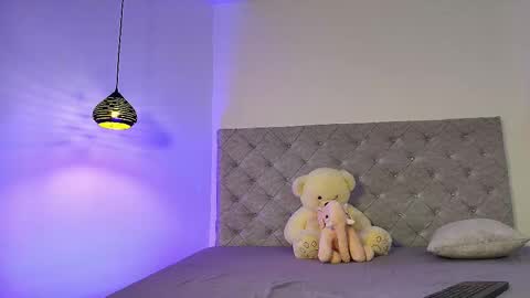 Snapshot of sahmanta_rose chatting on February 27, 4:23 am S A H M A N T A R O S E online show from February 27, 4:23 am