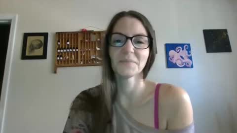 Lelo online show from December 16, 6:16 pm