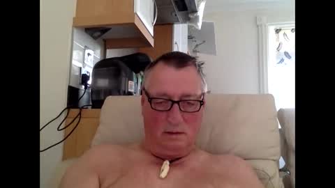 Snapshot of sail_naked chatting on April 26, 2:37 pm sail_naked online show from April 26, 2:37 pm