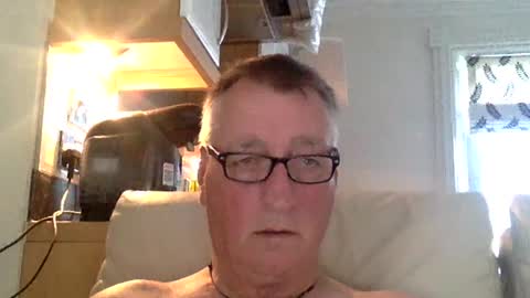 Snapshot of sail_naked chatting on July 19, 7:28 pm sail_naked online show from July 19, 7:28 pm