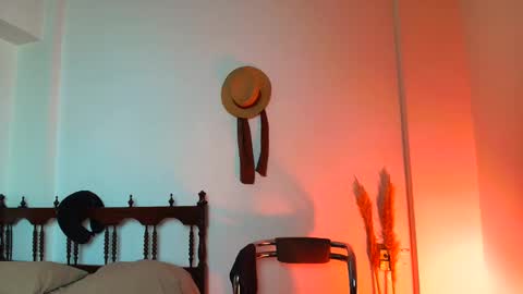 Snapshot of sailor_sindy chatting on May 26, 6:04 pm Sindy Scott online show from May 26, 6:04 pm