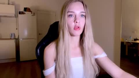 Sofia online show from October 11, 8:51 pm