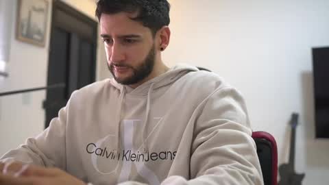 saimon  online show from April 16, 5:25 pm