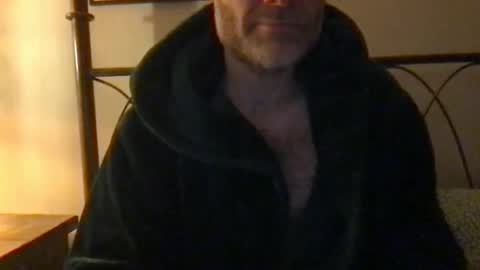 saint009 online show from March 1, 4:36 am