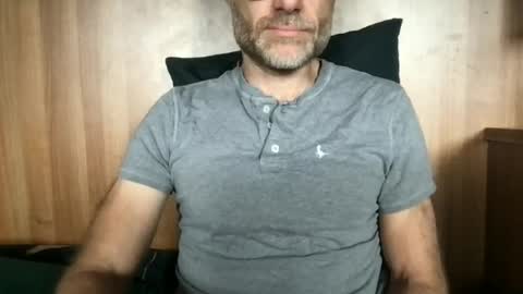 Snapshot of saint009 chatting on June 27, 9:03 am saint009 online show from June 27, 9:03 am
