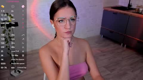 Saint Maria online show from September 25, 4:00 pm
