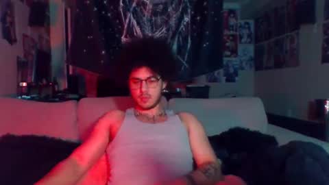 Snapshot of saintscurse chatting on March 3, 3:52 am Saintscurse online show from March 3, 3:52 am