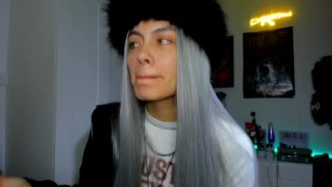    online show from January 30, 5:41 am