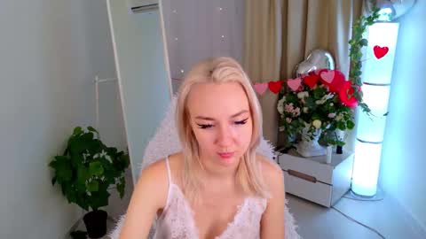 Audrey online show from February 8, 7:12 am