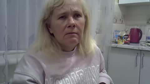 sakura_blonde online show from December 16, 11:18 pm