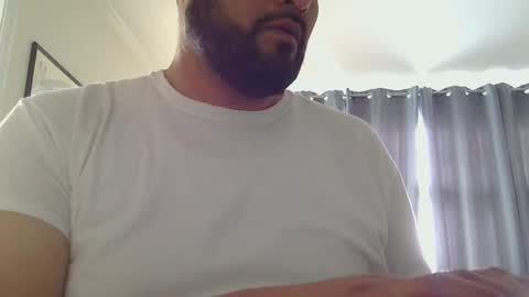 sal cumplaciente online show from February 11, 7:59 pm