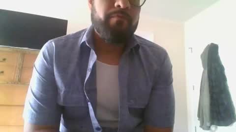 sal cumplaciente online show from October 15, 5:57 pm