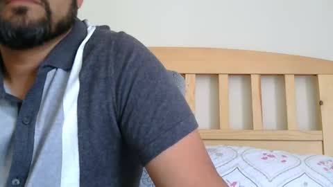 Snapshot of sal_cumplaciente chatting on April 22, 5:36 pm sal cumplaciente online show from April 22, 5:36 pm