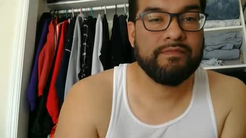 Snapshot of sal_cumplaciente chatting on May 21, 6:15 pm sal cumplaciente online show from May 21, 6:15 pm