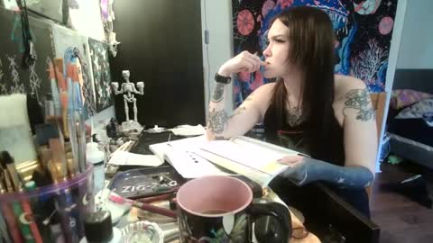 salemsslut online show from January 30, 5:17 pm