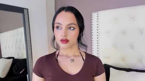 Snapshot of salma_soul_ chatting on February 10, 7:29 pm Salma Soul online show from February 10, 7:29 pm