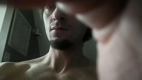 salmonman1305 online show from December 17, 9:17 am