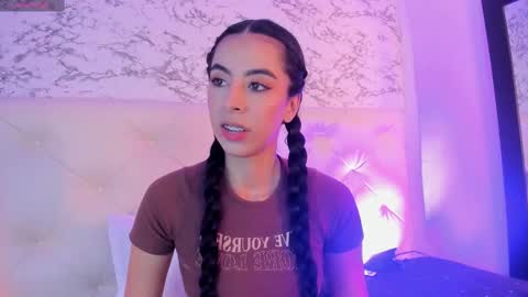 Snapshot of salo__gomez chatting on February 13, 3:24 pm Salo Gomez online show from February 13, 3:24 pm