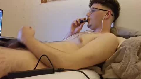 Snapshot of salokiin chatting on April 5, 7:55 pm salokiin online show from April 5, 7:55 pm