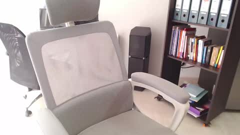 Salome online show from October 10, 2:05 pm