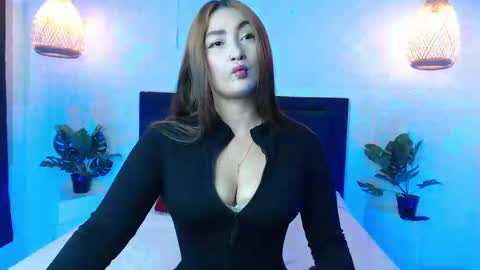 SALOME online show from January 22, 1:42 pm