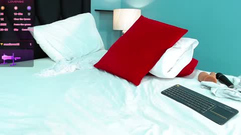Snapshot of salome_adams1 chatting on February 1, 3:50 pm online show from February 1, 3:50 pm