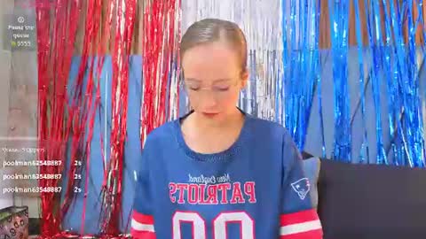 Snapshot of salome_cruxx chatting on July 4, 12:00 pm salome_cruxx online show from July 4, 12:00 pm
