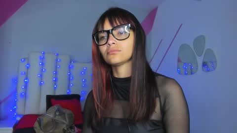 Salome Rose online show from November 17, 1:39 pm