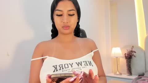   online show from November 18, 8:46 pm