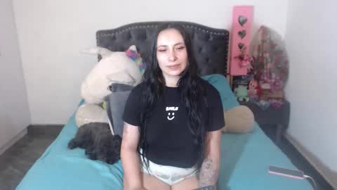 yenny online show from November 6, 3:29 am