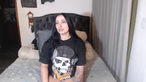 yenny online show from April 14, 3:01 am