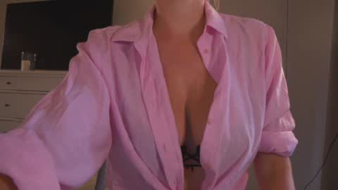IsaBella-  online show from September 13, 3:56 pm