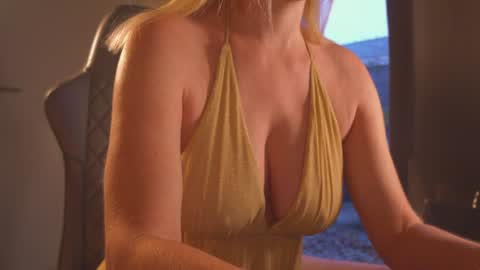 IsaBella-  online show from November 19, 2:50 pm