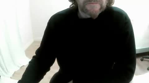 Snapshot of saltimbanquier chatting on December 5, 7:38 am Saltimbanquier Salt ou Banquier online show from December 5, 7:38 am