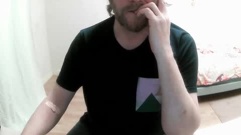 Snapshot of saltimbanquier chatting on March 11, 2:40 pm Saltimbanquier Salt ou Banquier online show from March 11, 2:40 pm