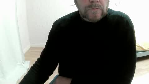 Snapshot of saltimbanquier chatting on September 17, 6:59 am Saltimbanquier Salt ou Banquier online show from September 17, 6:59 am