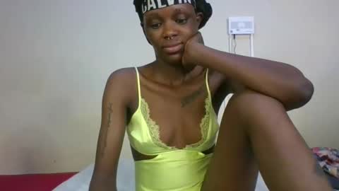 Snapshot of saltysugar20 chatting on June 11, 2:11 am Sugarbabe online show from June 11, 2:11 am