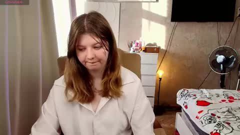 Snapshot of salut_love chatting on May 1, 3:38 pm Ruby online show from May 1, 3:38 pm