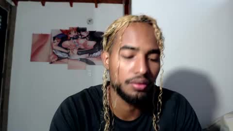 Snapshot of salvatore_amator chatting on June 24, 12:59 pm salvatore_amator online show from June 24, 12:59 pm